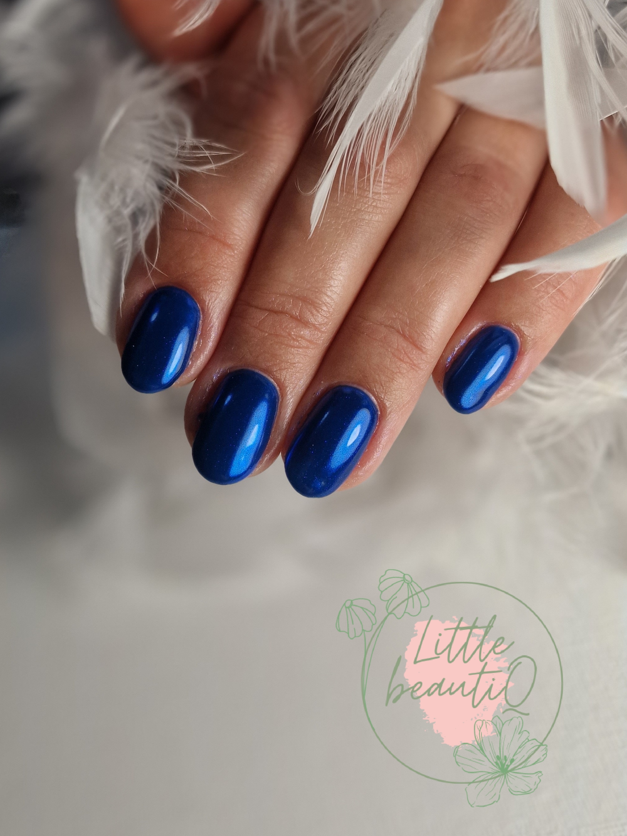 Kobaltblauwe chrome nagels